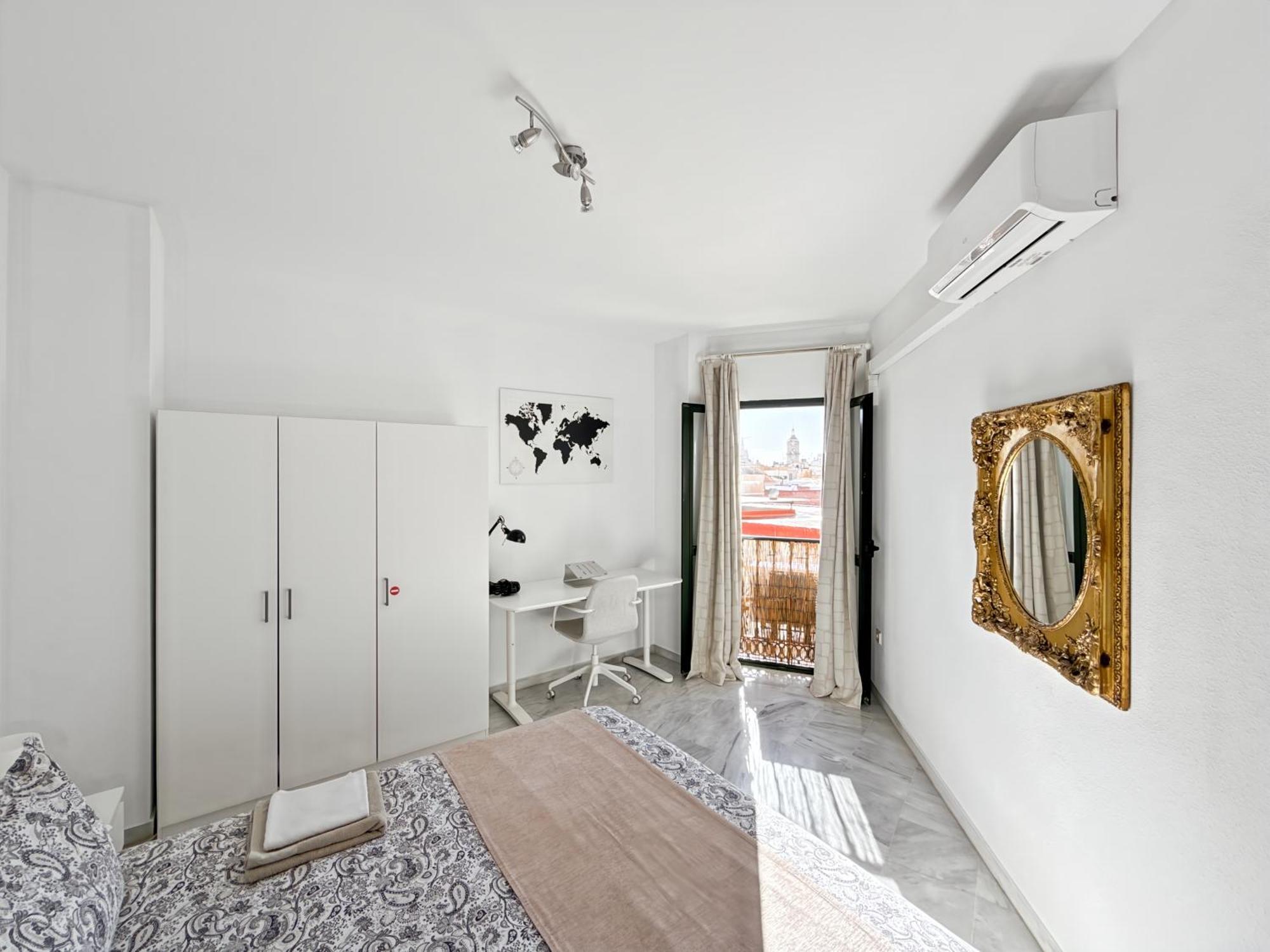 Exclusive Malaga Apartments With Cathedral Views And Auto Check-In Ngoại thất bức ảnh